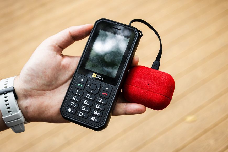 Защищенный кнопочный телефон AGM M11 4G (Клавиатура с кириллицей) 882212